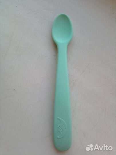 Продам набор тарелка+ложка из силикона, новый