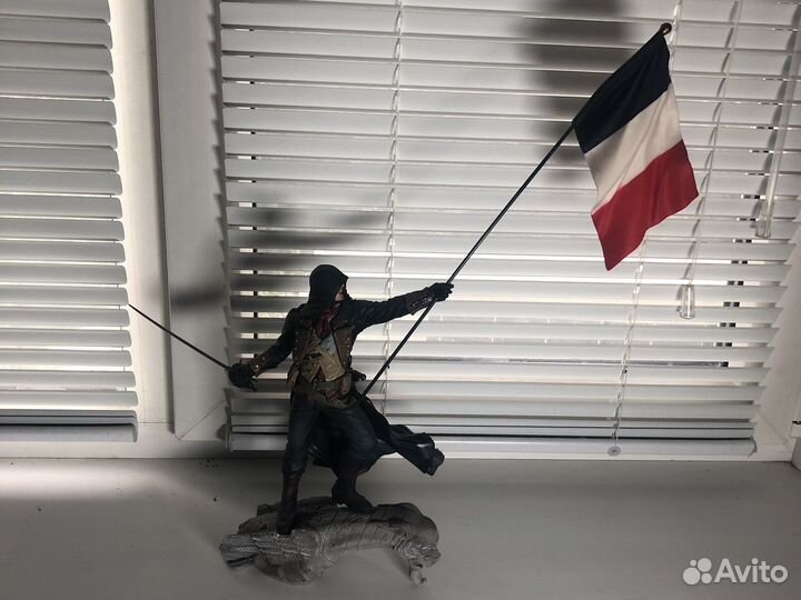 Фигурка Арно Assassins Creed