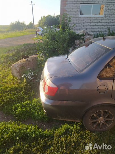 LIFAN Breez (520) 1.3 МТ, 2008, 200 000 км