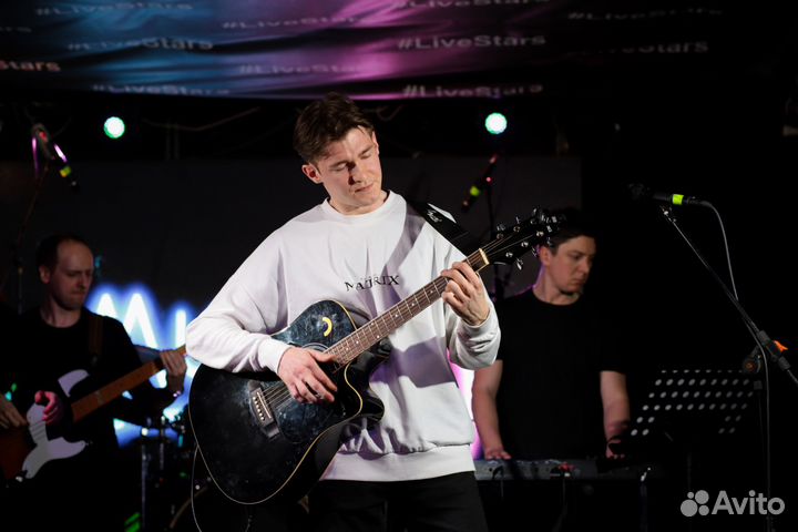 Уроки игры на гитаре Школа Music Club