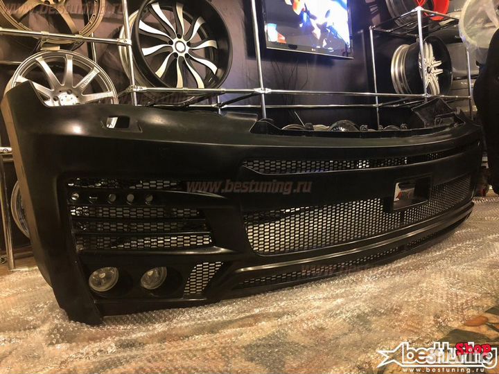 Передний бампер для Infiniti QX56 / QX80