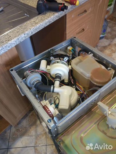 Ремонт посудомоечных машин Ремонт холодильников