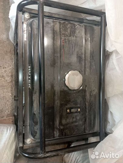 Бензиновый генератор