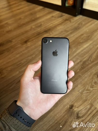 iPhone 7, 128 ГБ
