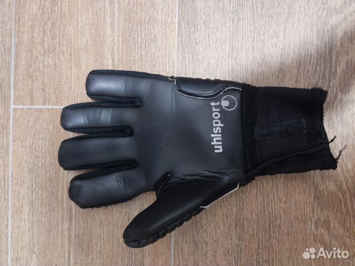 Вратарские перчатки uhlsport
