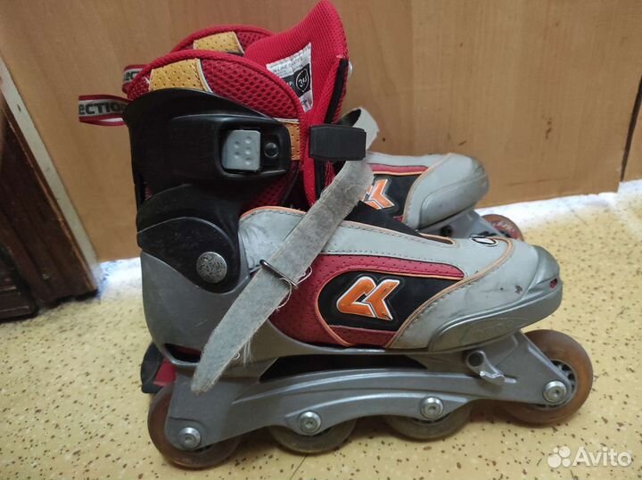 Роликовые коньки