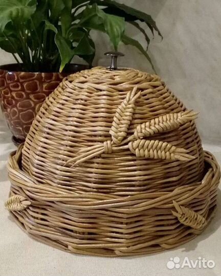 Хлебница плетеная