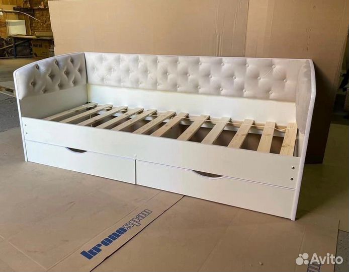 Кровать детская