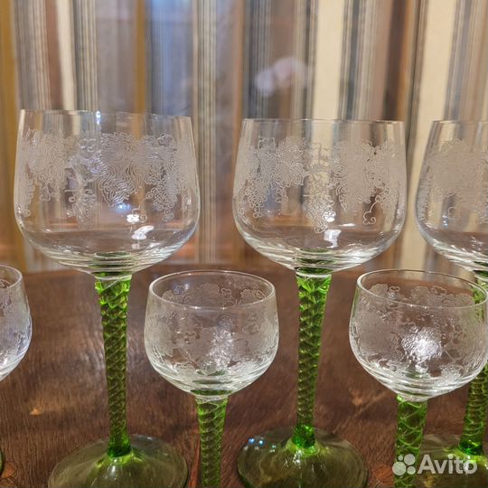 Бокалы и рюмки 