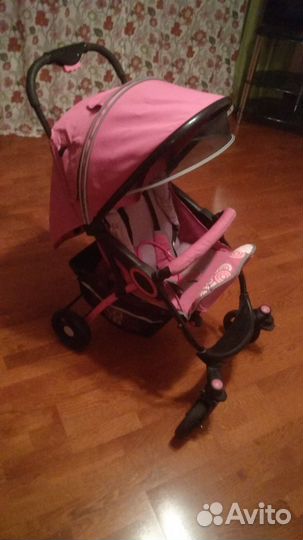 Прогулочная коляска