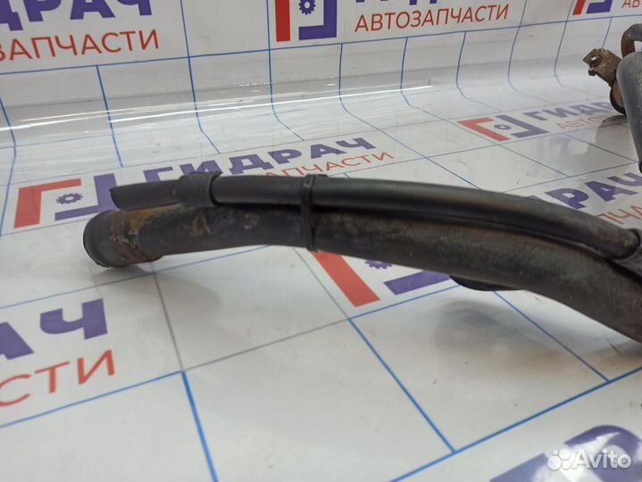 Горловина топливного бака Chevrolet Aveo (T300) 94