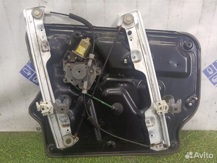 Стеклоподъемник передний правый Nissan Murano