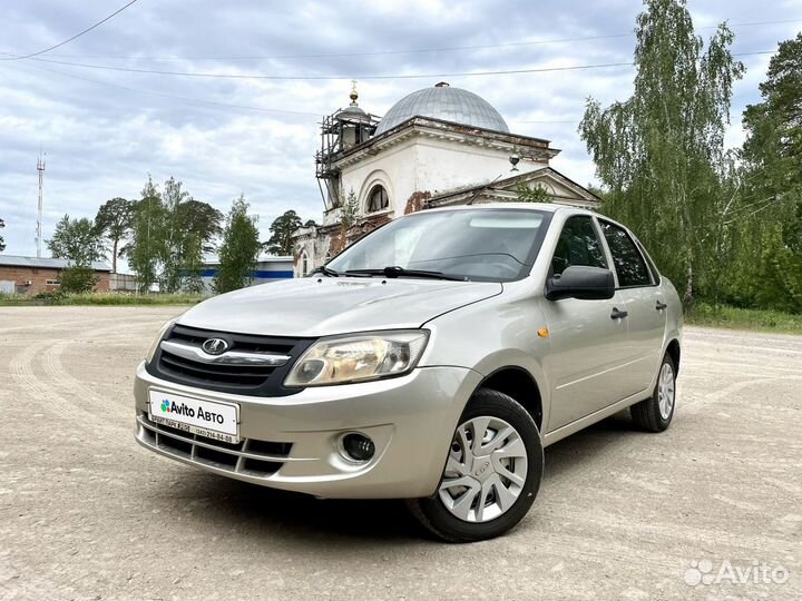 LADA Granta 1.6 AT, 2013, 220 000 км