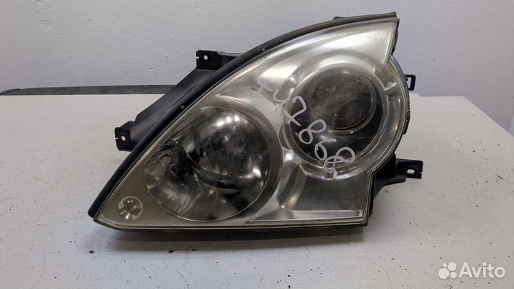 Фара (передняя) левая Hyundai Terracan