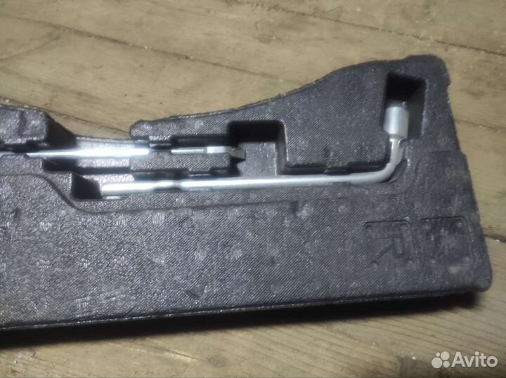 Ящик для инструментов Mazda 6 GJ