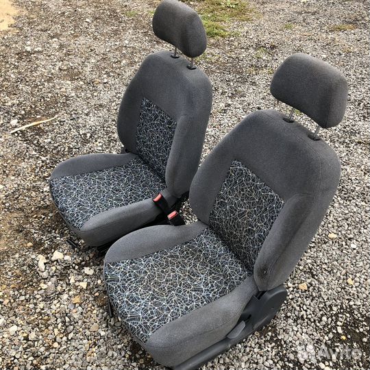 Комплект передних сидений chevrolet lanos