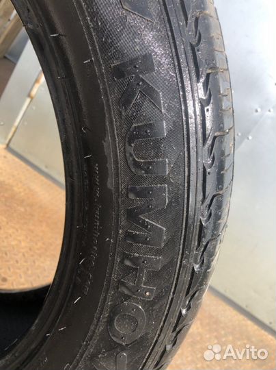 Kumho Road Venture APT KL51 235/55 R19