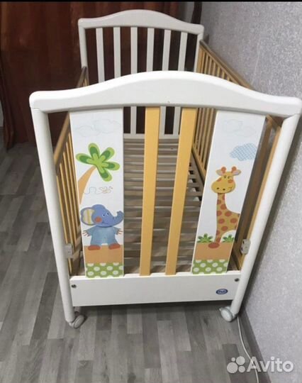 Кроватка детская
