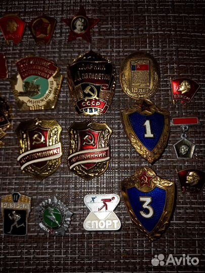 Знаки и значки СССР