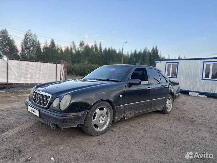 Mercedes-Benz E-класс 4.2 AT, 1996, 200 000 км