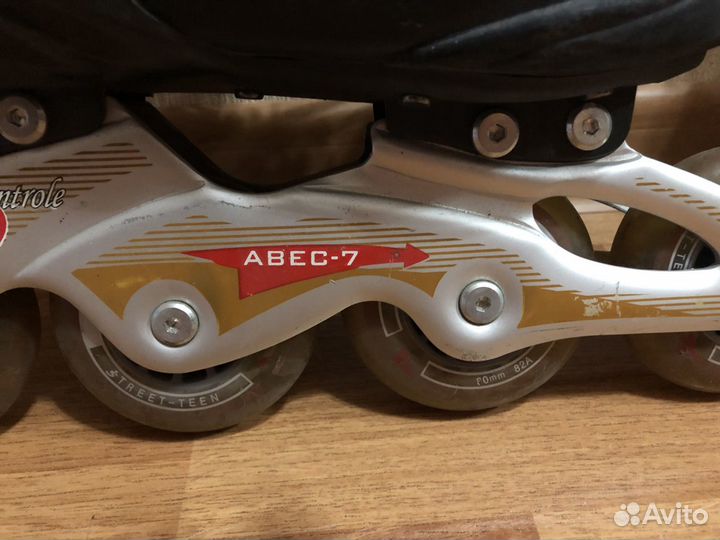 Роликовые коньки женские 37 размера