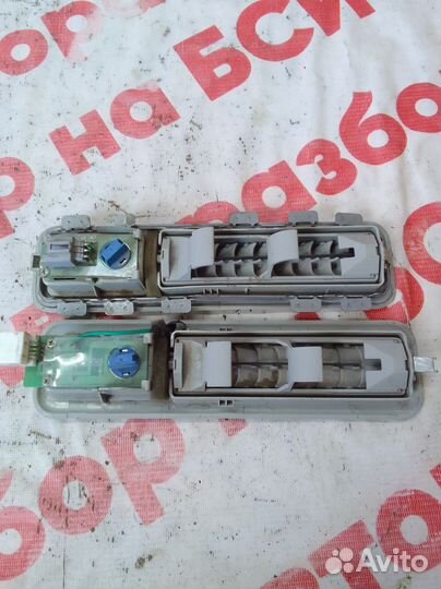 Плафон салонный Toyota Alphard 1