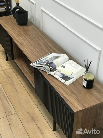 Тумба под тв Walnut