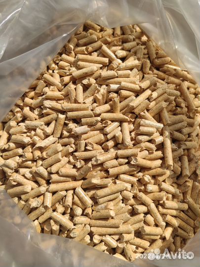 Древесный наполнитель для домашних питомцев