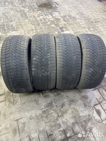 Continental ContiVikingContact 6 255/50 R19