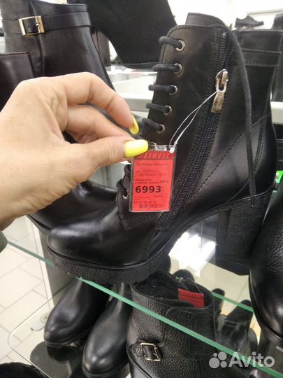 Ботильоны женские 38,5 р Belvest