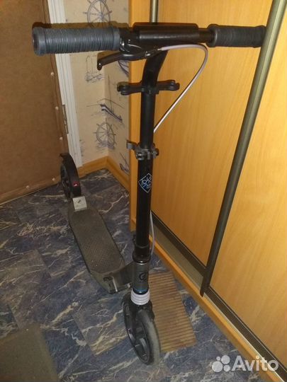 Oxelo Town 7 с ручным тормозом