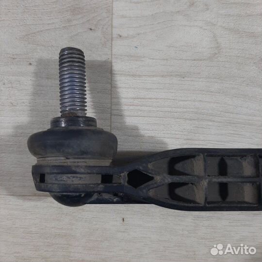 Стойка стабилизатора Chevrolet Cruze хэтчбек 2012