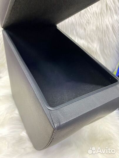 Подлокотник на LADA Vesta