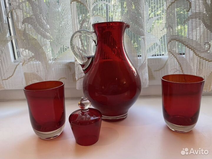 Кувшин и 2 стакана СССР (рубиновое стекло)