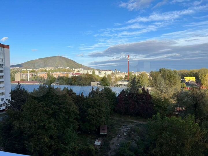 2-к. квартира, 60 м², 7/14 эт.