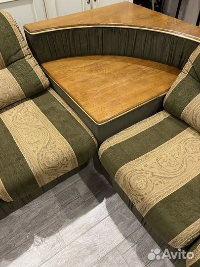 Угловой диван