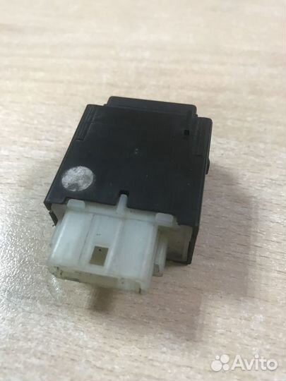 Кнопка камеры toyota Land Cruiser 200 2016 год