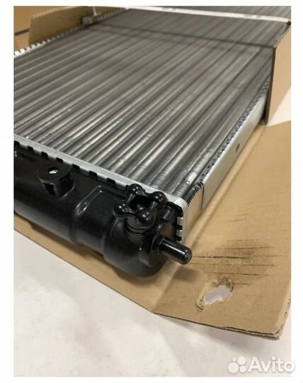 Радиатор охлаждения Ваз 2123 Niva Chevrolet