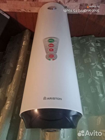 Водонагреватель Ariston,80 л