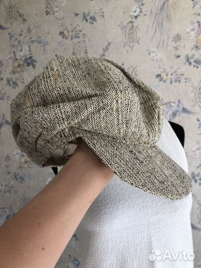 Новое фирменное стильное кепи