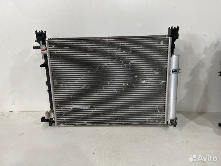 Радиатор охлаждения двигателя передний LADA Vesta