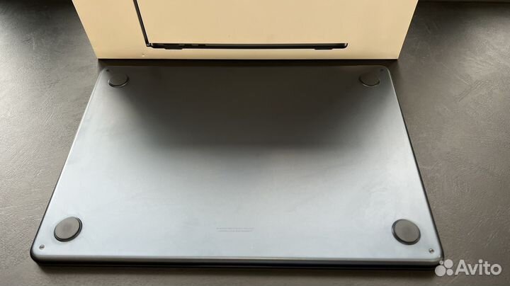 Apple macbook pro 13 2022 m2