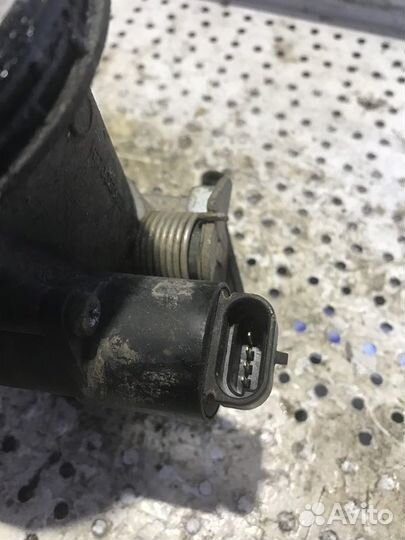 Заслонка дроссельная Renault Logan 1 фаза2