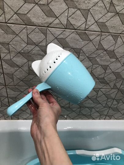 Ванночка для купания новорожденного