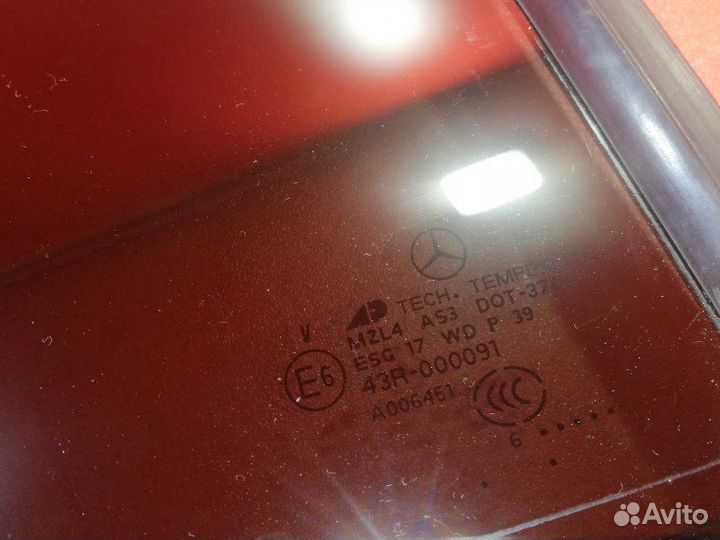 Стекло двери заднее правое Mercedes-Benz M-Class