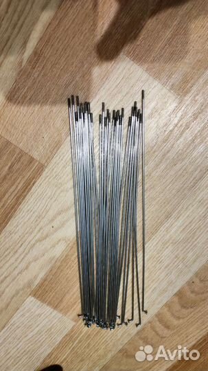 Спицы втулка и ось для велосипеда