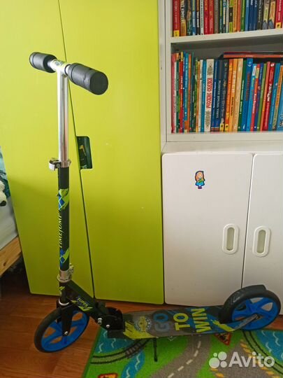Детский городской складной самокат