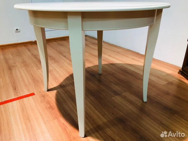 Круглый стол раздвижной