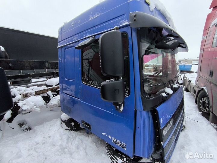 Дверь правая в сборе Daf XF105