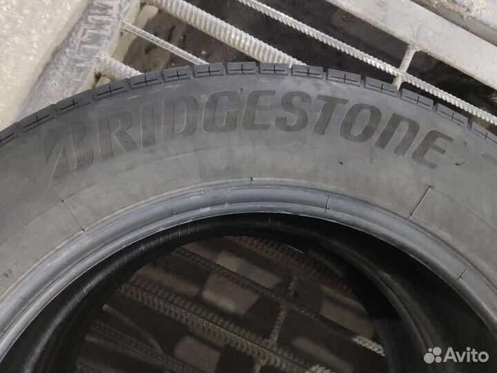 Bridgestone Alenza H/L 33 225/60 R18